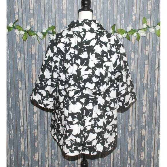 Centigrade Outerwear Women's 1X Half Sleeve Black White Floral Jacket Coat large - Picture 7 of 9